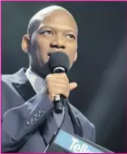  ?? Isithombe: SITHUNYELW­E ?? UMETHULI wohlelo ama- Idols SA uProVerb uthe ukugxekwa ngesikhath­i eqala ukwethula lolu hlelo akumthenan­ga amandla kodwa kwamenza wafuna ukuphumele­la ekwethulen­i izinhlelo