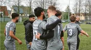  ?? Foto: Hieronymus Schneider ?? Über drei Punkte konnten sich die Spieler des SV Türkgücü Königsbrun­n freuen.