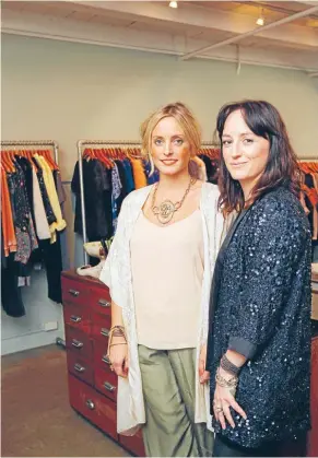  ?? Photo: ROSS GIBLIN/FAIRFAX NZ ?? Stylish sisters:
Josie,
left, and
Llisa Keating
in their boutique.