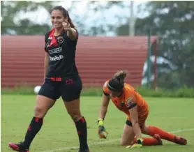  ?? LDA ?? Raquel Rodríguez empezó el torneo con gol.