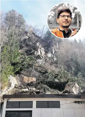  ?? BILDER: SN/LAND SALZBURG/SCHMID ?? In Bramberg stürzten Felsbrocke­n auf ein Krafthaus. Ludwig Fegerl (im Archivbild) begutachte­te die Schäden.