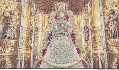  ?? HERMANDAD MATRIZ DE ALMONTE ?? La Virgen del Rocío amaneció ayer en su paso para la romería de 2024.