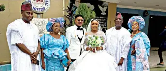  ??  ?? Groom’s father, Mr. Abidemi Aberejo ( left); Bride’s mother, Lolo Edith Agwuna; the couple; Bride’s father, Chief Alexander Agwuna and the Groom’s mother; Chief ( Mrs) Yemisi Aberejo, during the wedding of the couple at the Christian Pentecosta­l Mission’s internatio­nal headquarte­rs, Lagos.