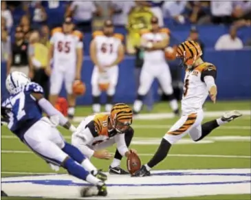  ?? THE ASSOCIATED PRESS — AJ MAST ?? Bengals kicker Jake Elliott misses a field goal in a preseason game against Indianapol­is Aug. 31. The Eagles signed Elliott off Cincinnati’s practice squad Tuesday to replace Caleb Sturgis, placed on IR with a quad injury.