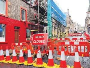 ?? ?? Out of bounds Part of King Street will remain closed while the former Strathearn Hotel is being demolished