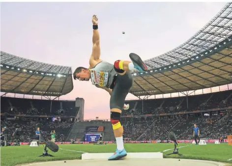  ?? FOTO: KAY NIETFEL/DPA ?? Ob auch Kugelstoße­n mal echte Kunst wird? Hier der deutsche David Storl bei den Europameis­terschafte­n vor drei Jahren.