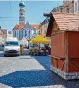  ?? Foto: Annette Zoepf ?? In der Maxstraße ist schon vieles fürs Fest vorbereite­t.