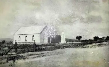  ??  ?? SMALL BEGINNINGS: How the first building in Kuils River looked in 1908.