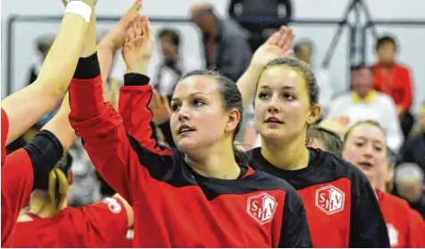  ?? Foto: Fred Schöllhorn ?? Die Frauen des TSV Haunstette­n wollen auch außerhalb des Freistaate­s wieder ein Wörtchen mitreden. Allerdings ohne Christine Königsmann (links). Sie spielt künftig für Gröbenzell.