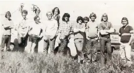  ?? ?? The first club photo taken, probably late 1972. Back row: Lloyd Wilson (secretary) and Ross Pickering. Front row: Colin Kimmons, Grahame Henry (treasurer), Bruce Kimmons, Jim Henry, Trevor Hailey, Richard Hibberd, Steve Montaperto (behind), Rod Baker, Mike Toft, Stuart Anderson. Absent; Ian Clapperton (president) and Bernie Beissel.
Tararua Rodders life member Andy Smith and president Dave Sayles next to a 1969 Chevrolet Cheval and a 1970 Plymouth Roadrunner.