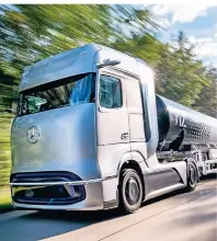  ?? FOTO: MERCEDES-BENZ ?? Mercedes’ Wasserstof­f-Lkw GenH2 kommt ab 2026.