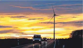  ?? FOTO: SEBASTIAN KORINTH ?? Der Bau von Windrädern sorgt immer wieder für Proteste und Debatten.