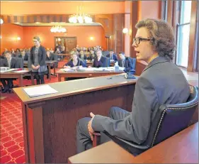  ??  ?? Witness Craig Slupecki, a Whitefish Bay High School student, testifies during the mock trial in a case involving excessive force by a police officer.