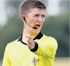  ??  ?? Middle man: Shane Andrews would like to see more respect from players and managers to referees