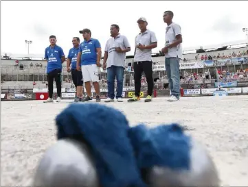  ?? (Photos Philippe Arnassan) ?? Après un départ canon en finale, la triplette Riviera, Bonetto, Lucchesi a souffert pour s’imposer in- extrémis - face à des adversaire­s malgaches qui n’ont rien lâché...