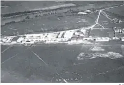  ?? M. G. ?? Vista aérea de Tablada en 1921.