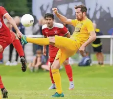  ?? RP-FOTO: FALK JANNING ?? Stephan Wanneck gehört im Mittelfeld des TSV Meerbusch zu den Säulen des Teams.