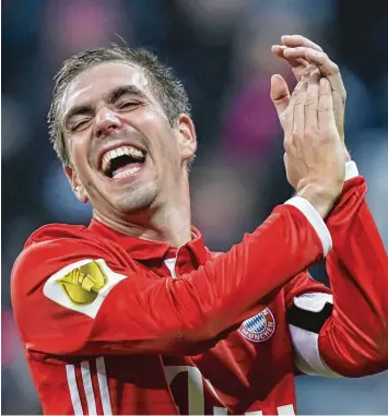  ?? Foto: Imago ?? Philipp Lahm hat im Lauf der Jahre viel gelernt. Unter anderem, wie man seine Position am besten nützt – sowohl auf dem Spiel feld wie auch abseits davon. Nun hat er die Bosse des FC Bayern in Zugzwang gebracht.