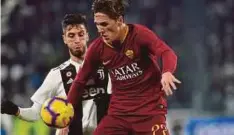  ??  ?? ZANIOLO berjaya menyesuaik­an diri dengan musim bola sepak di Itali.