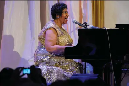  ?? Katherine Frey/The Washington Post ?? Aretha Franklin sings for the crowd at the National Portrait Gallery gala on Nov. 15, 2015, in Washington, D.C.