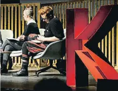  ?? ROSER VILALLONGA ?? La mare de tots els debats. D’esquerra a dreta, Orna Donath, María Llopis, Bel Olid i Brigitte Vasallo ahir al teatre del CCCB, ple a vessar durant el festival Kosmopolis