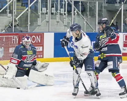  ?? Picture: Derek Black. ?? Stars’ netminder Pontus Sjogren, in action against Milton Keynes, is a doubt for tonight’s game after picking up an injury in Sunday’s shoot-out win at Kirkcaldy.