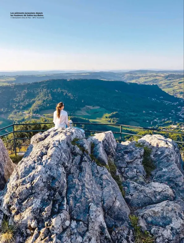  ?? © Bestjobers Elisa & Max - BFC Tourisme ?? Les piémonts jurassiens depuis les hauteurs de Salins-les-Bains.