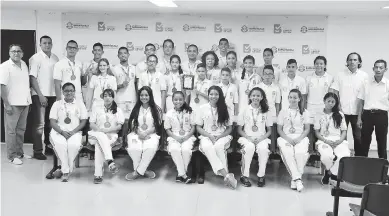  ?? LUIS RODRÍGUEZ LEZAMA ?? Parte de la delegación del Atlántico que consiguió el primer lugar en el Open de taekwondo, en Bucaramang­a.