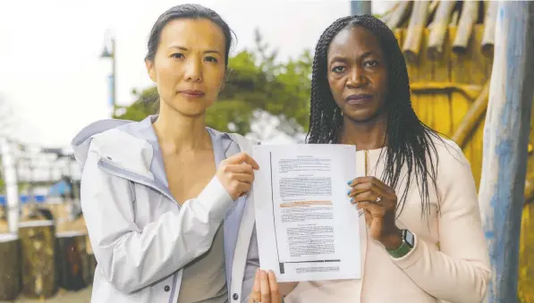  ?? FRANCIS GEORGIAN ?? Michele Tung and Stembile Chibebe are infuriated that landowners­hip documents still state that some properties cannot be owned by anyone of Asian or African descent. West Vancouver council promised two years ago to take action against these racist covenants.