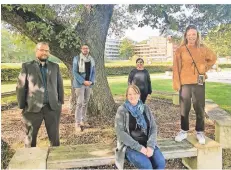  ?? FOTO: GRÜNE DUISBURG ?? Von links: Felix Lütke, Sebastian Ritter, Anna von Spiczak, Nazan Sirin und Laura Bieder.