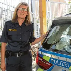  ?? Foto: Peter Bauer ?? Susanne Höppler ist seit einigen Wochen Leiterin der Krumbacher Polizei inspektion.