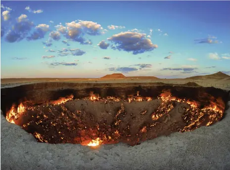  ?? AP ?? The ‘Gates of Hell’ fire near Darvaza, Turkmenist­an. The natural gas crater has been on fire for decades