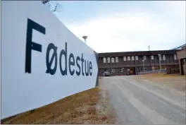  ?? ?? SLUTT PÅ FØDESTUA?: Helse Nords forslag går ut på å endre på fødestueti­lbudet på Storslett.