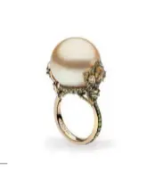  ??  ?? Autore Ring in White Gold with Yellow Sapphires, Yellow Diamonds and South Sea Pearls; $52,440.