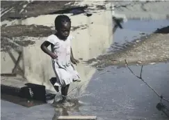  ??  ?? 0 Waterborne diseases such as cholera are a major danger