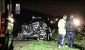  ?? FOTO HVZEELAND ?? De uitgebrand­e SUV in het Nederlands­e Kloosterza­nde.