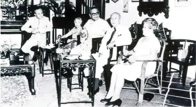  ??  ?? Former prime minister Tunku Abdul rahman at Tun Tan Cheng Lock’s house in malacca. This picture is among the photograph­s featured in the ‘ One malaysia, One story’ exhibition in muzium Negara. — Filepic