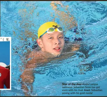  ??  ?? Star of the day: Kuala Lumpur swimmer Sebastian Soon has got even with his rival. Inset: Sebastian posing with his gold medal