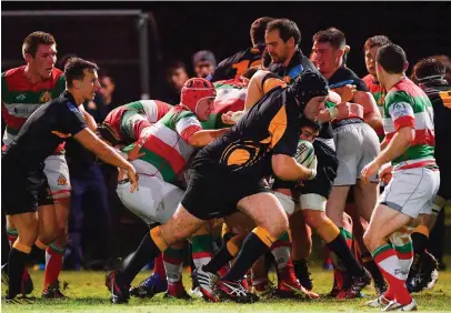  ?? RAMSEY CARDY/SPORTSFILE ?? Mike Ross in action for Malahide against Bective Rangers in the Ulster Bank League Division 2C match in Malahide last night