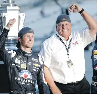  ?? AJ MAST/THE ASSOCIATED PRESS ?? Kasey Kahne celebrates with car owner Rick Hendrick after winning the NASCAR Brickyard 400 in Indianapol­is on Sunday. It was Kahne’s first win in nearly three years.