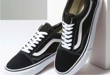  ??  ?? Vans Old Skool sneakers, R799