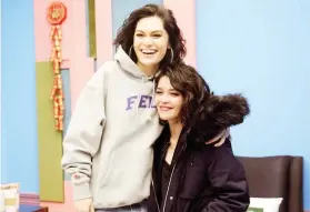  ?? JESSIE J & KZ TANDINGAN ??