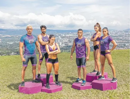  ?? CARACOL TELEVISIÓN ?? Los seis integrante­s del equipo de Santandere­anos aparecerán hoy en el primer capítulo del programa que se realiza en Cap Cana.