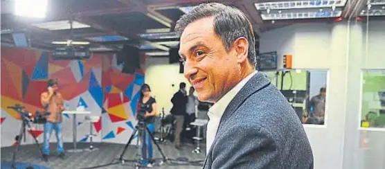  ?? (ANTONIO CARRIZO) ?? Futuro. Ramón Mestre estuvo anoche en el programa Voz y voto. Dijo que piensa sólo en la gestión, pero arma equipos técnicos para 2019.