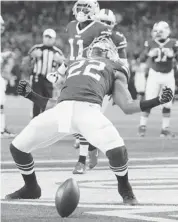  ?? GARY WIEPERT/THE ASSOCIATED PRESS ?? Buffalo Bills running back Fred Jackson celebrates his touchdown against the Atlanta Falcons Sunday. Atlanta celebrated in the end, winning in overtime.