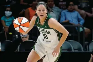  ?? The Associated Press ?? ■ Seattle Storm guard Sue Bird (10) plays against the Connecticu­t Sun on Aug. 12, 2021, in Phoenix. The Seattle Storm star and five-time Olympic gold medalist announced Thursday that the 2022 season will be her last playing in the WNBA.