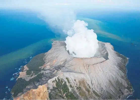  ?? Photo / George Novak ?? Whakaari/white Island after its eruption on December 9, 2019.