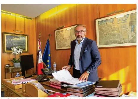  ??  ?? Arnaud Péricard, a été élu au poste de maire de Saint-germain-en-laye le 7 juin dernier.