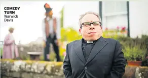  ??  ?? COMEDY TURN Warwick Davis