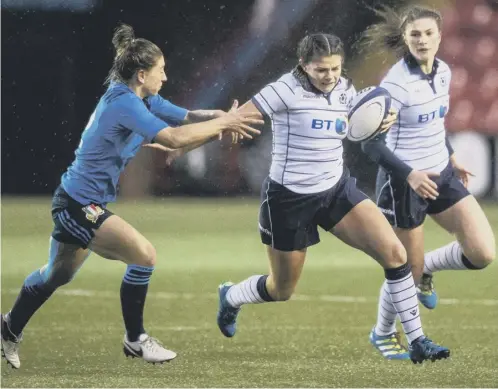  ??  ?? 0 Centre Lisa Thomson helped spark Scotland’s last win over Italy, at Broadwood in 2017, and is looking for a repeat at Scotstoun today